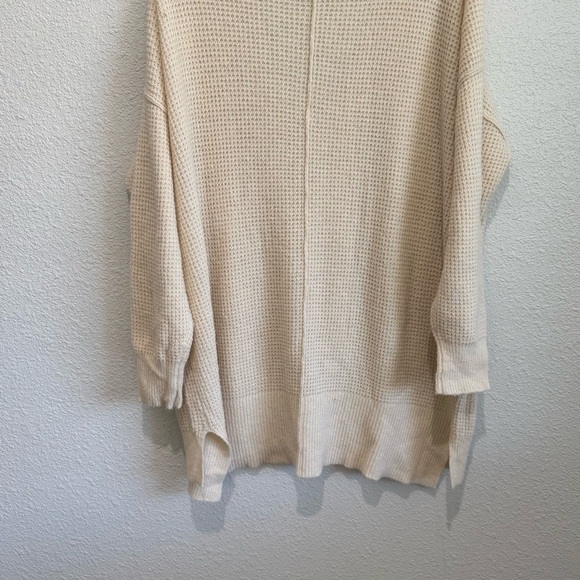 Free People Intimately M/L Cream Comfy Oversized Waffle Knit Pullover Sweater - Picture 8 of 10